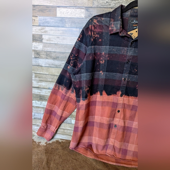 Kansas City Chiefs Mahomies Upcycled Handcrafted Dip Dye Bleach Flannel Shirt - Picture 12 of 15